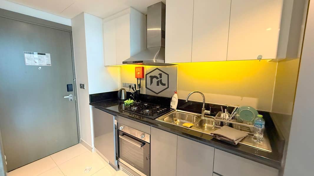 FULL CANAL VIEW | FURNISHED STUDIO | HIGH FLOOR | READY TO MOVE - Image 6