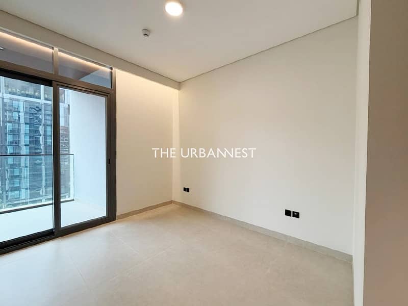 Partial BurjView |Mid Floor |West Five by Marriott - Image 9