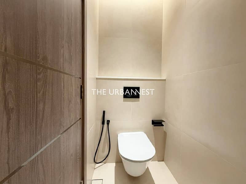 Partial BurjView |Mid Floor |West Five by Marriott - Image 14