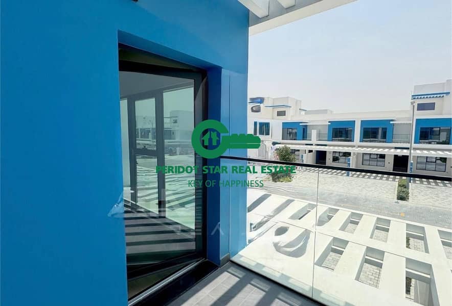 Spacious 4BR Townhouse | Prime Location | Move-In Ready