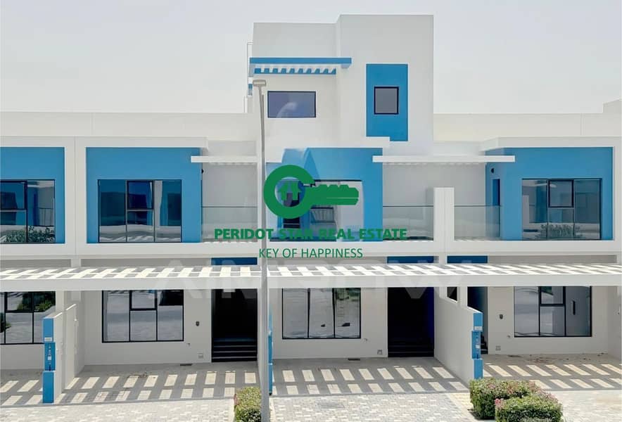 Spacious 4BR Townhouse | Prime Location | Move-In Ready - Image 8