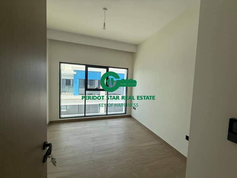 Spacious 4BR Townhouse | Prime Location | Move-In Ready - Image 19