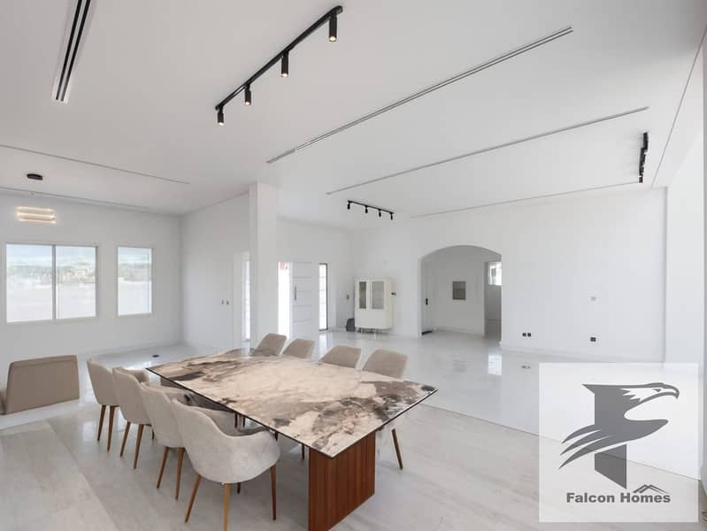 Well-Maintained Spacious 7BR Villa | Service Block