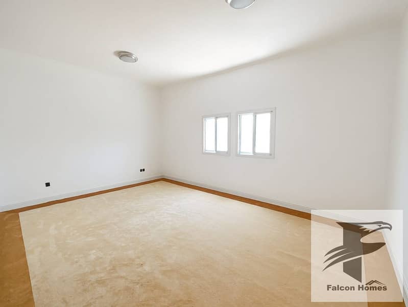 Well-Maintained Spacious 7BR Villa | Service Block - Image 6