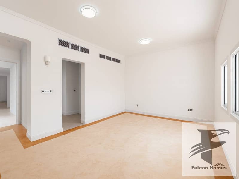 Well-Maintained Spacious 7BR Villa | Service Block - Image 7