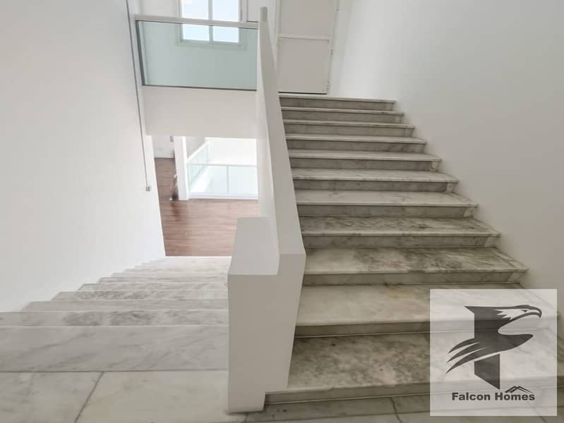 Well-Maintained Spacious 7BR Villa | Service Block - Image 11