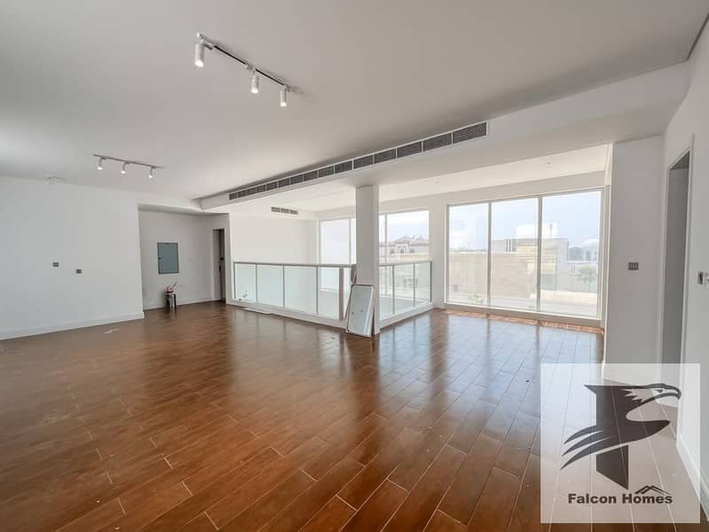 Well-Maintained Spacious 7BR Villa | Service Block - Image 12