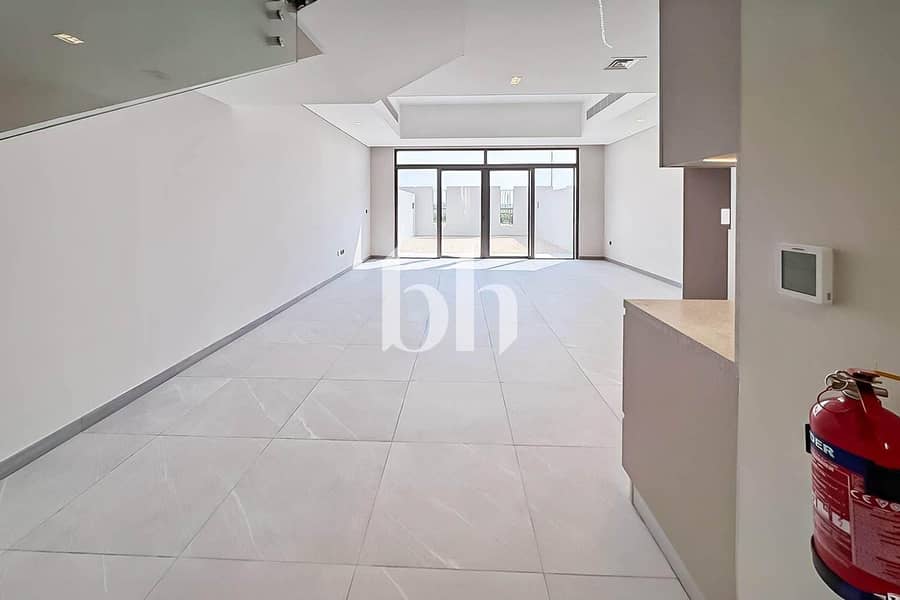 Single Row | Upgraded | VOT | Biggest Plot