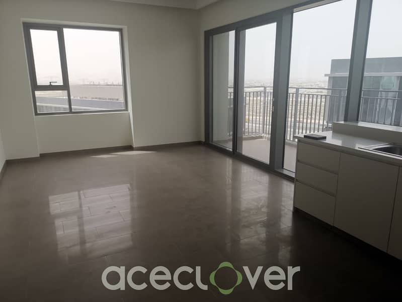 2 BHK / Full Pool and Community View