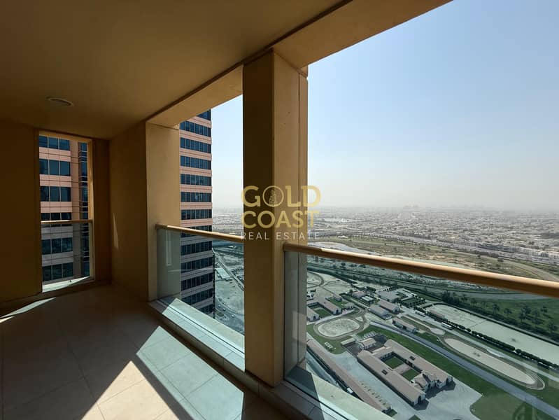 Upgraded Apartment + Maid | Vacant | Full Burj Al Arab, Sea and Canal View | Furnished | Churchill Residence, Business Bay - Image 8