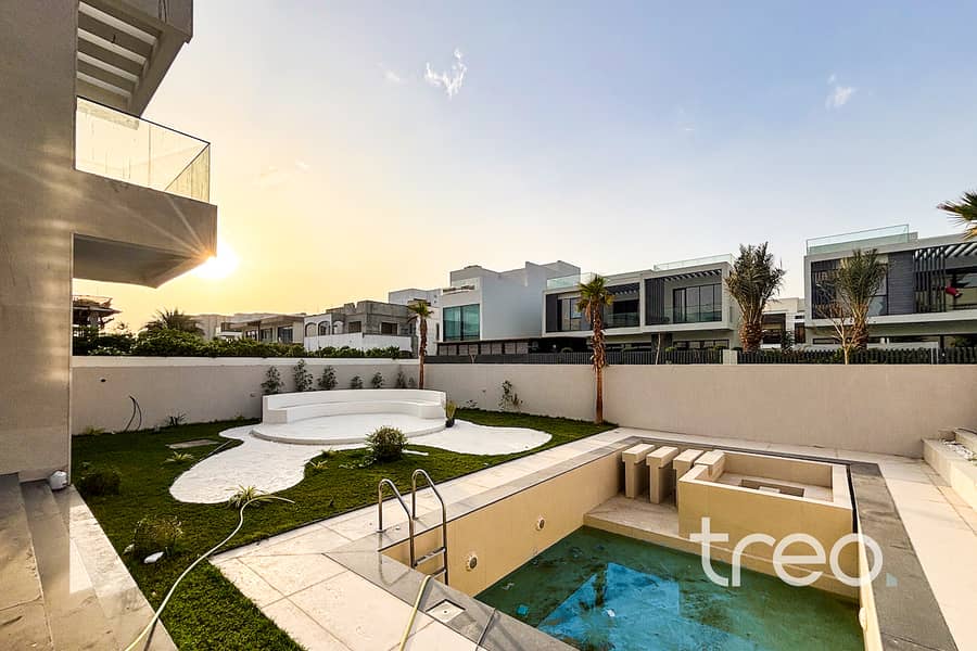 Premium Location | D6 | Brand New | Vacant