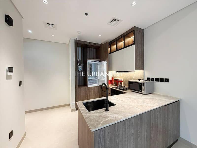 1 Bedroom | Mid Floor | West Five by Marriott - Image 6