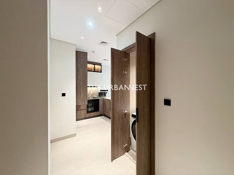 1 Bedroom | Mid Floor | West Five by Marriott - Image 7