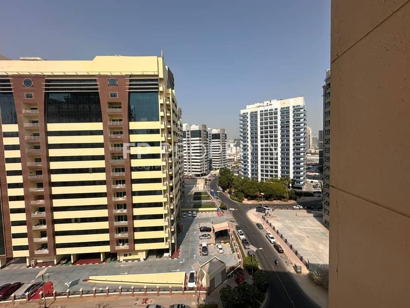 Golf View | Higher Floor | Rented