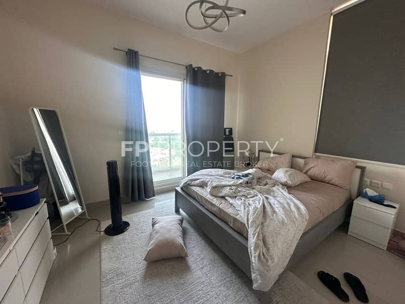 Golf View | Higher Floor | Rented - Image 8