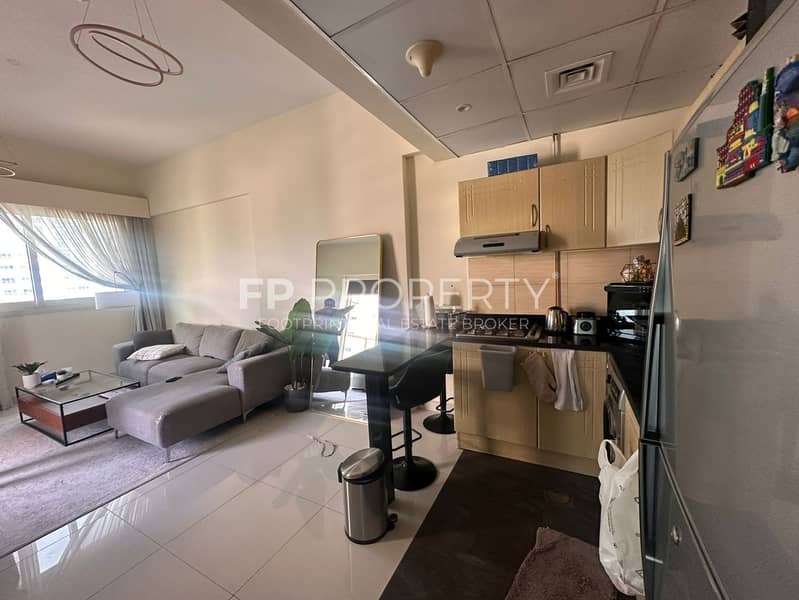 Golf View | Higher Floor | Rented - Image 11