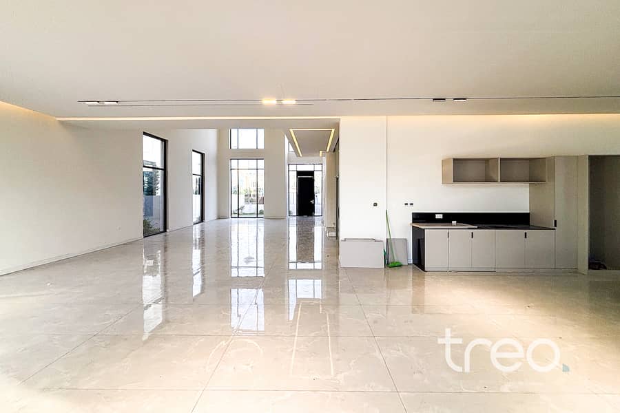 Premium Location | D6 | Brand New | Vacant