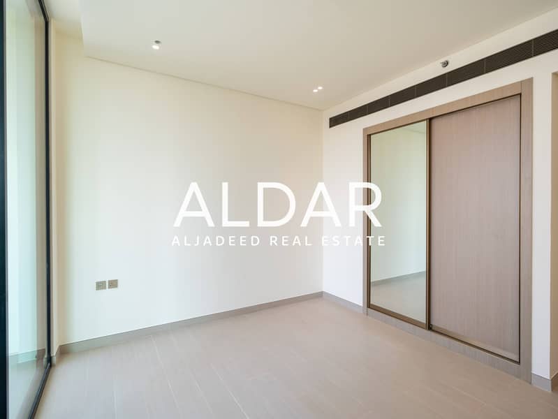 Brand New | Pool View | Fitted Kitchen | Vacant