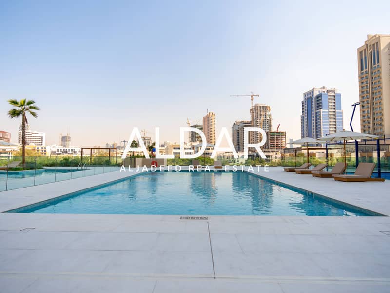 Brand New | Pool View | Fitted Kitchen | Vacant - Image 12