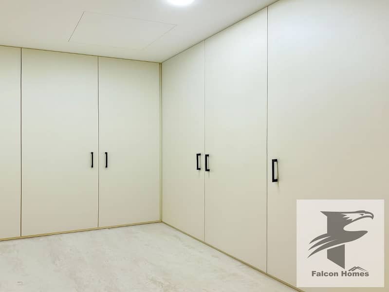 Brand New 5BR Villa | Modern Style | Service Block - Image 12