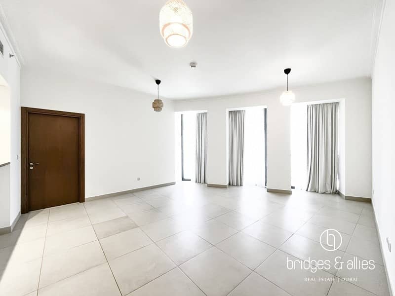 BURJ KHALIFA VIEW | BRIGHT | WELL MAINTAINED | AVL - Image 16