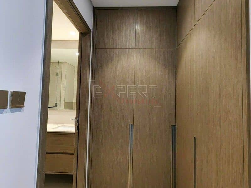 Elegant 2BR Apartment | Fully Furnished | Panoramic Downtown View - Image 7