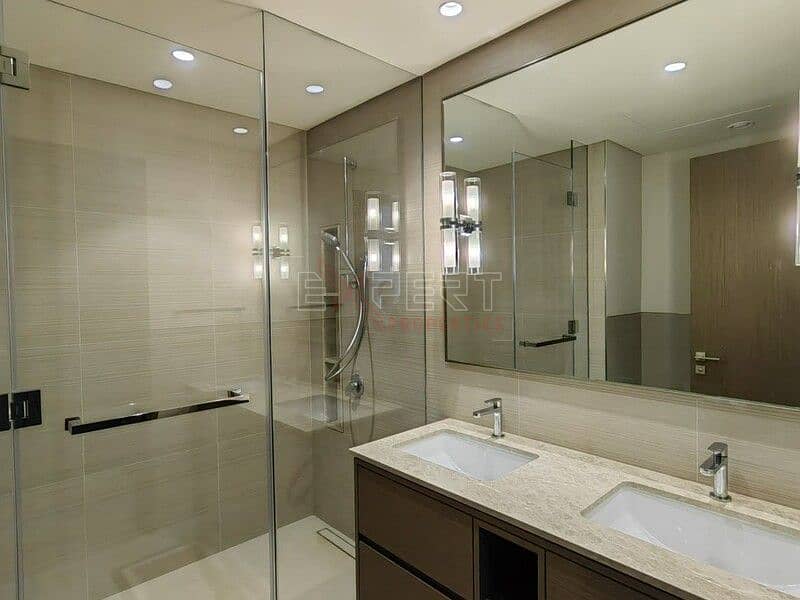 Elegant 2BR Apartment | Fully Furnished | Panoramic Downtown View - Image 13