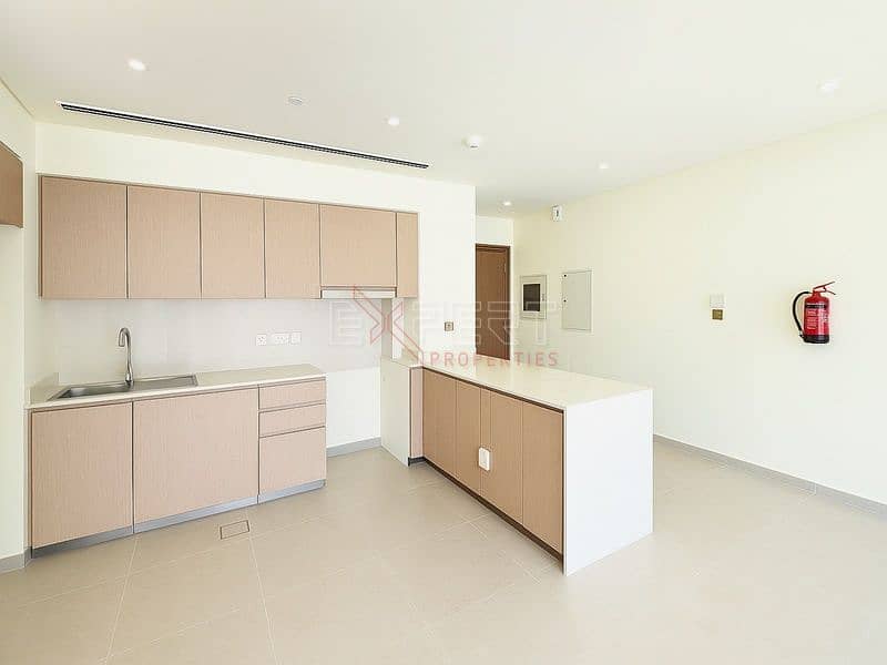 Bright & Stylish 1BHK | Stunning City Views | Luxury Living