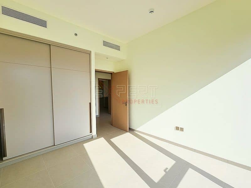 Bright & Stylish 1BHK | Stunning City Views | Luxury Living