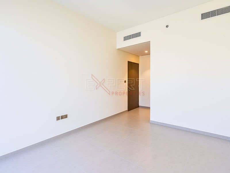 Bright & Stylish 1BHK | Stunning City Views | Luxury Living