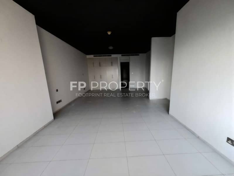 Burj View | Unfurnished | Huge Size - Image 9