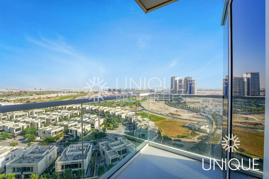 Modern Living | Golf View | High End Amenities