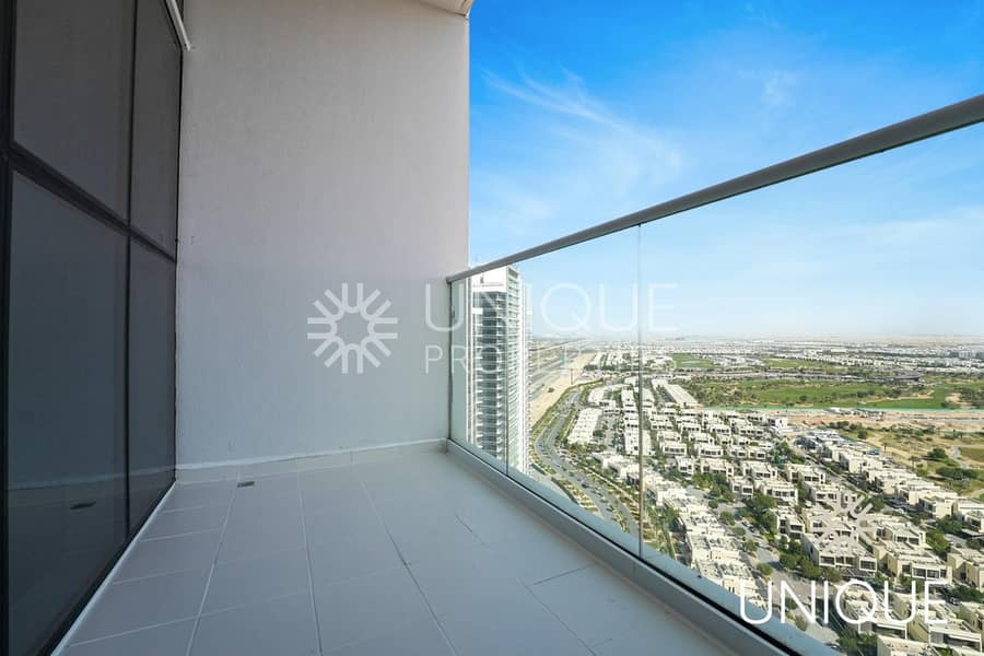 Modern Living | Golf View | High End Amenities