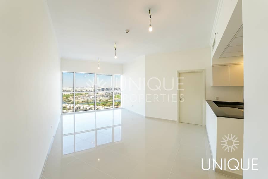 Modern Living | Golf View | High End Amenities