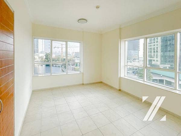 Relaxing Lake View | Spacious 2BR | Great Location