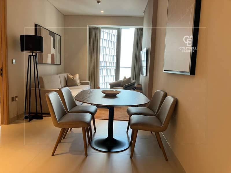 Modern Furnished 1BR | Downtown Living | Vacant