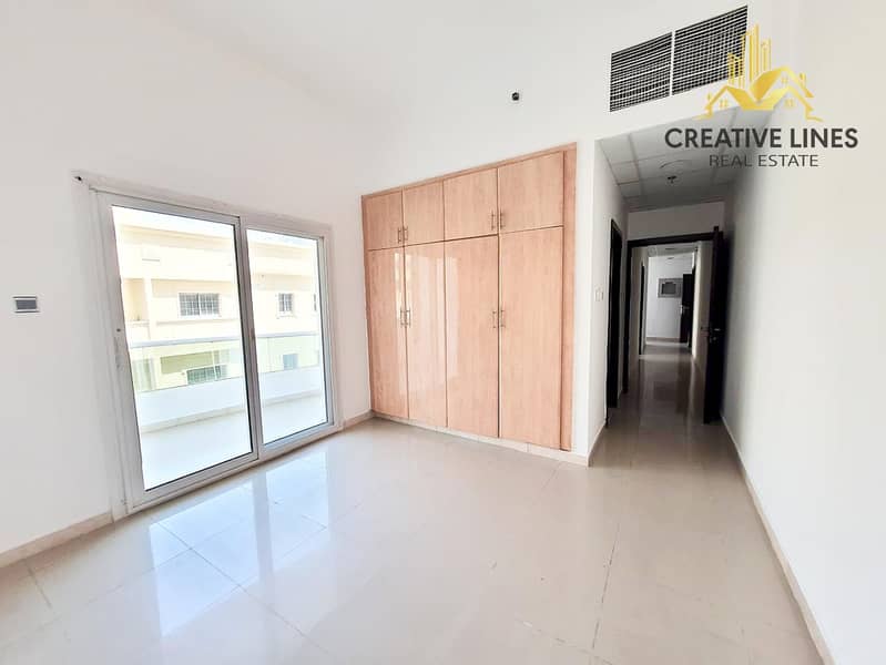 Spacious 2BHK Apartment with All Amenities And Facilities Near Pond Park