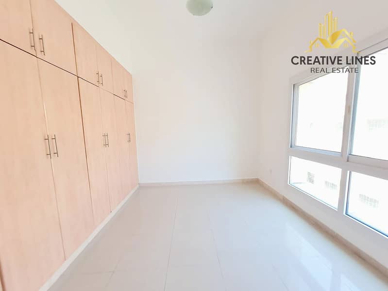 Spacious 2BHK Apartment with All Amenities And Facilities Near Pond Park - Image 6