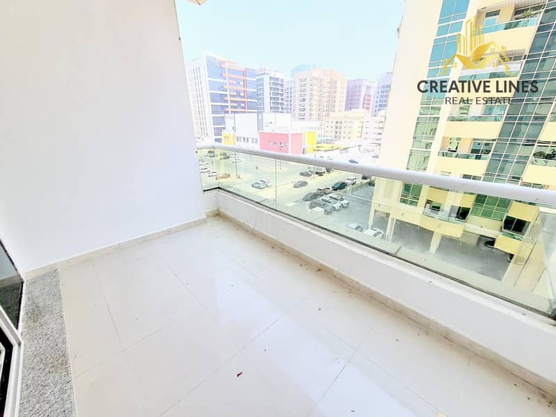 Spacious 2BHK Apartment with All Amenities And Facilities Near Pond Park - Image 8