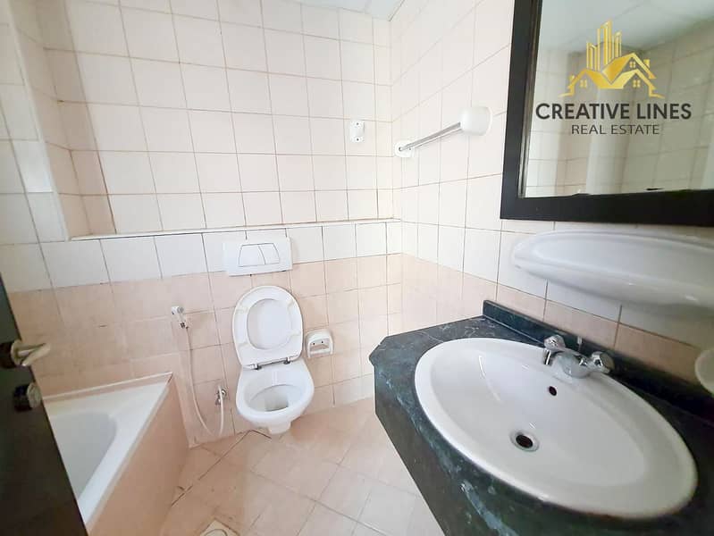 Spacious 2BHK Apartment with All Amenities And Facilities Near Pond Park - Image 10