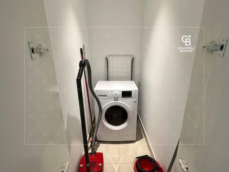 Burj View | High floor | Furnished - Image 8