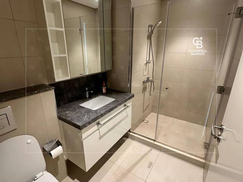 Burj View | High floor | Furnished - Image 10