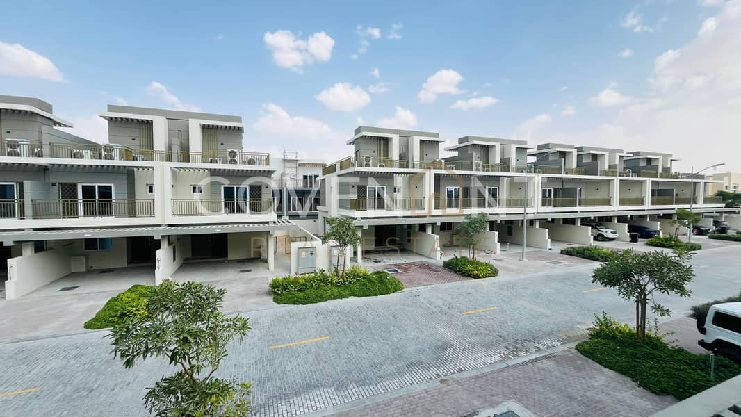 Brand New I Middle Unit I Handover Soon - Image 19