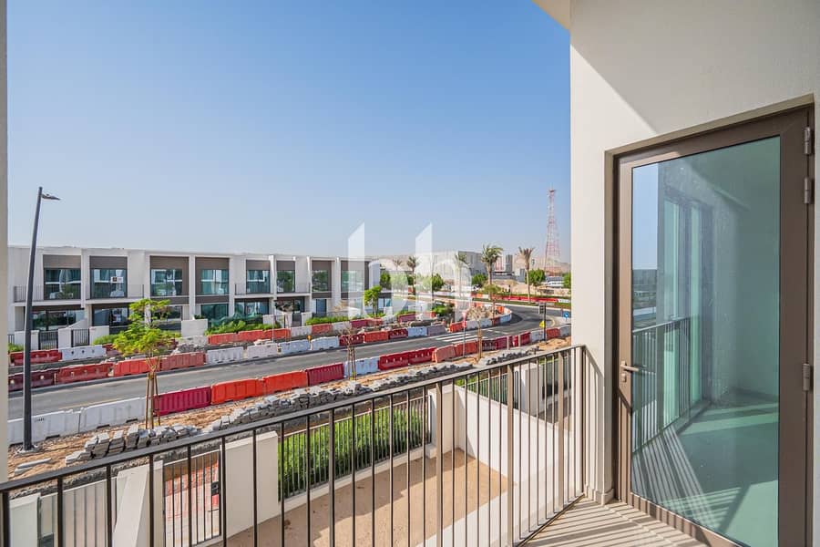 Corner Unit | Rented | Single Row - Image 17