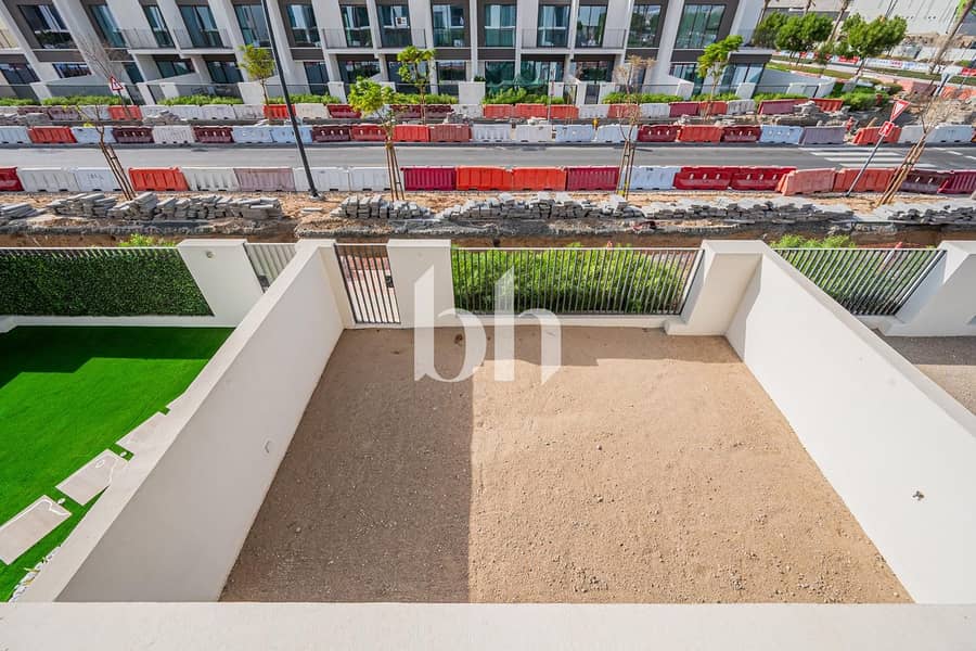 Corner Unit | Rented | Single Row - Image 19