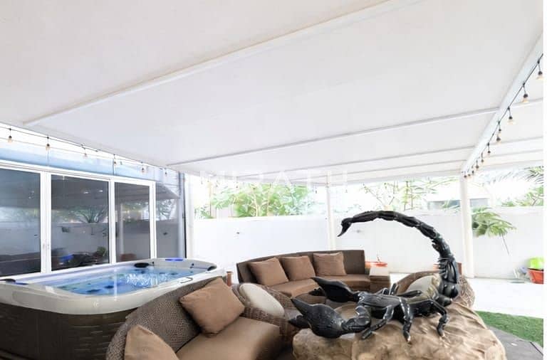 Spacious Independent Villa in a Prime Location - Image 7