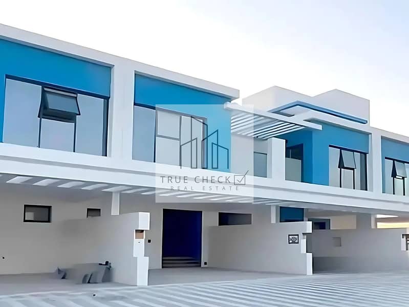 BRAND NEW UNIT | SPACIOUS LAYOUT l UNDER 1 YEAR WARRANTY