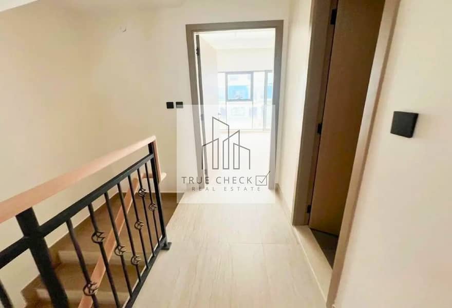 BRAND NEW UNIT | SPACIOUS LAYOUT l UNDER 1 YEAR WARRANTY - Image 9