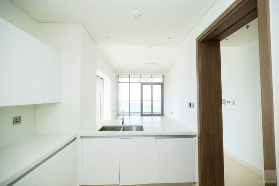 Semi-Furnished | 2Beds + Maid | Vacant | Sea View