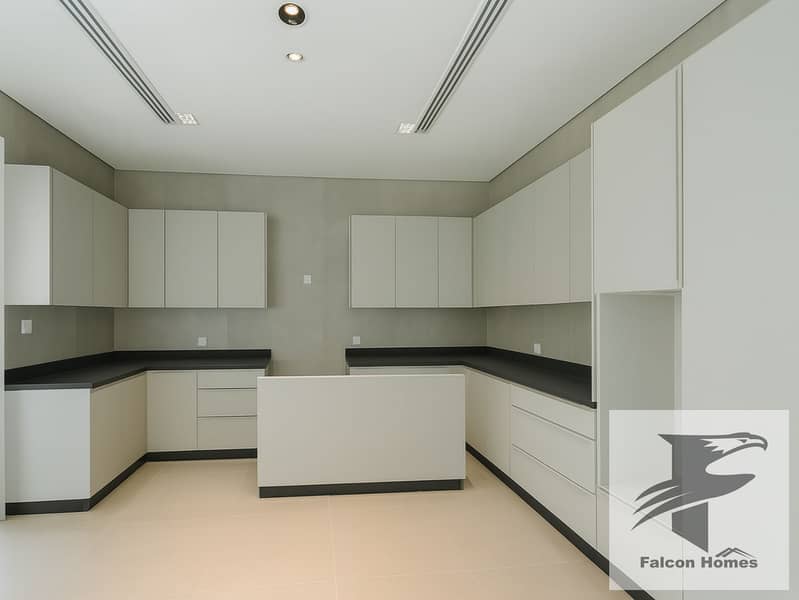 Brand New | White House 6BR Villa |Big Garden - Image 11